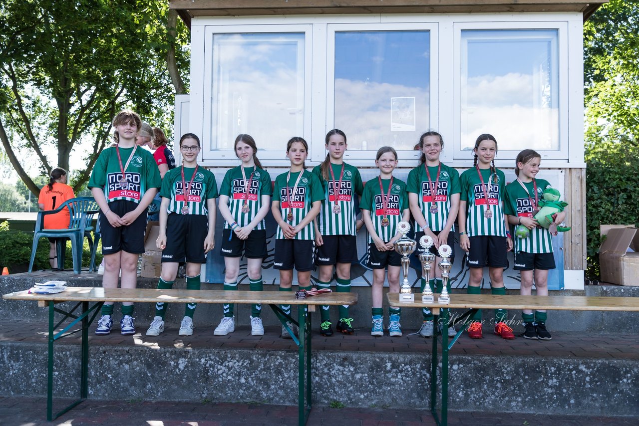 Bild 767 - Loewinnen-Cup